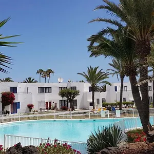 Junto A La Playa. , Corralejo España